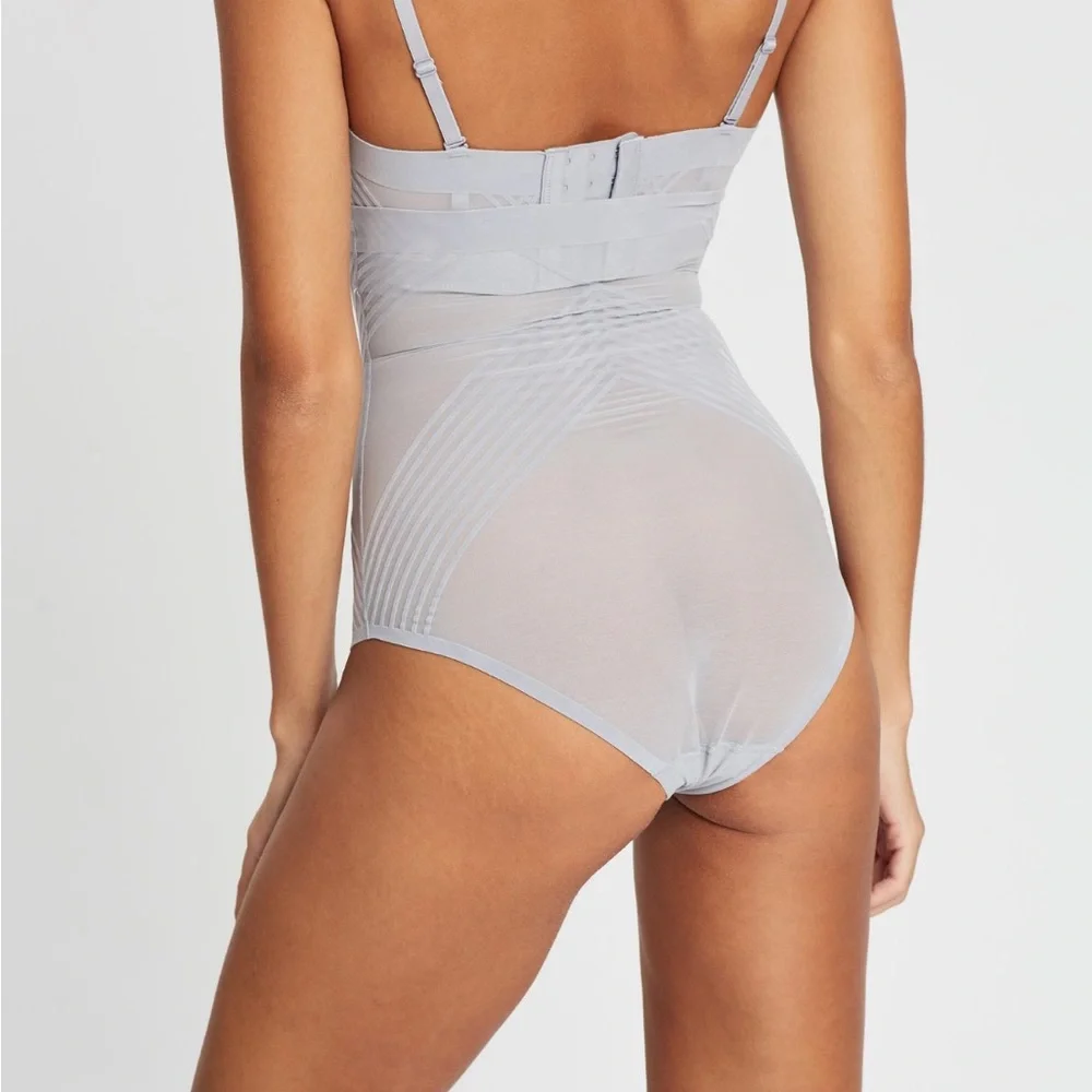 High waisted briefs size S - Picture 2 of 6